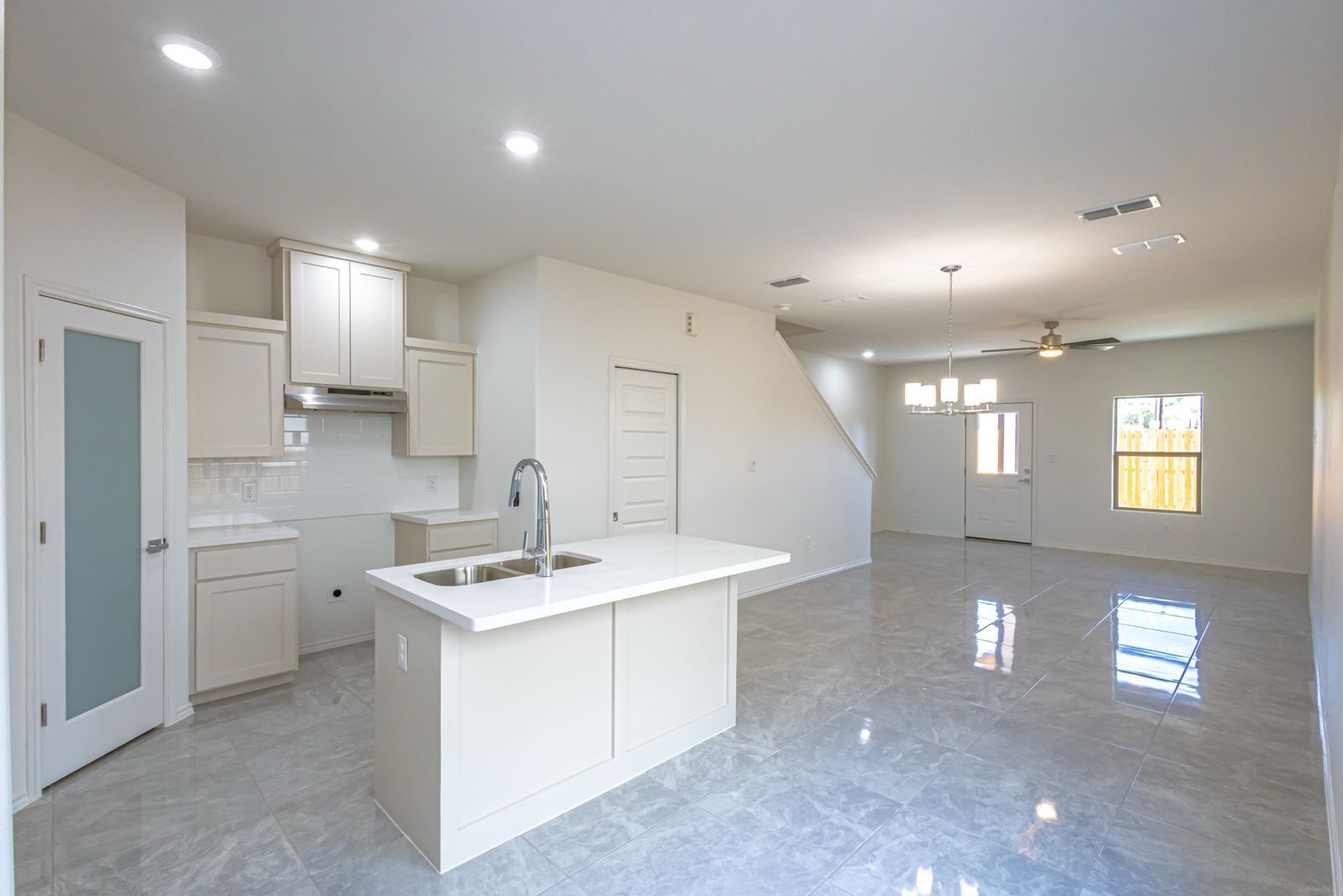 Building Photo - 5902 US-59