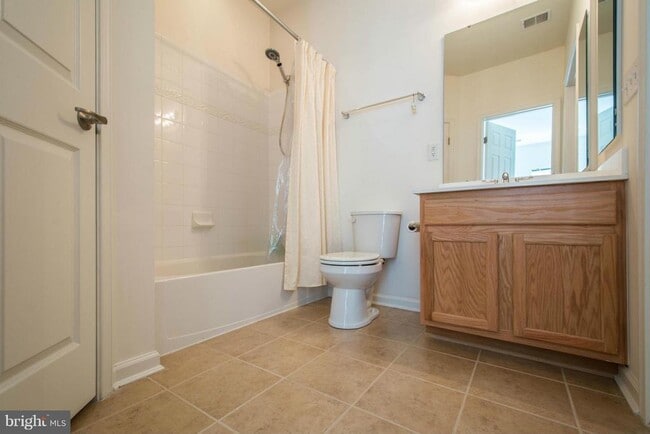 Building Photo - 7559 Stoney Run Dr