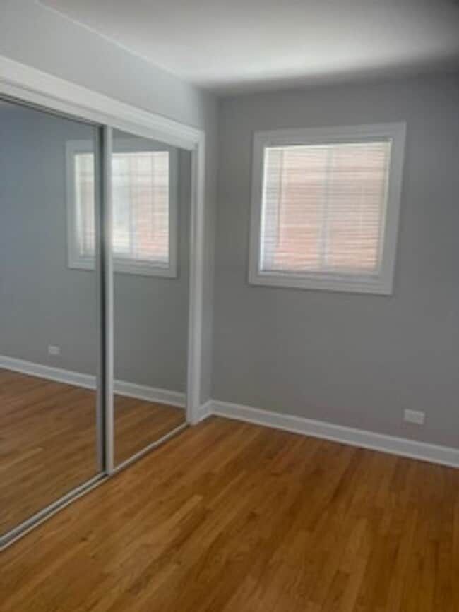 Building Photo - Richmond Apartments LLC