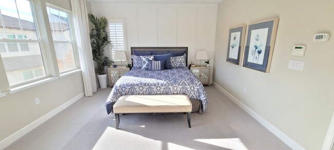Building Photo - Gorgeous 4 Bedroom Model Home in the Cannery