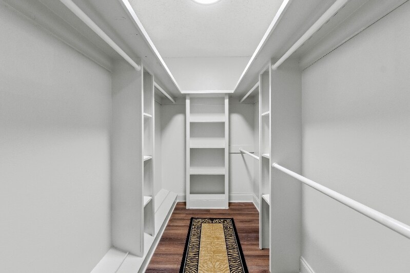 Building Photo - 11011Cal Mead Rd