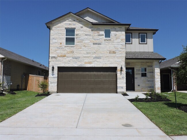 Primary Photo - 7219 Cherrybark Oak Dr