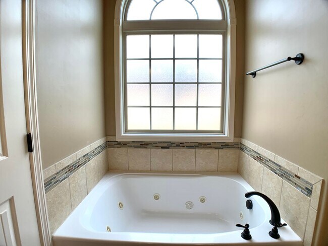 Building Photo - 2524 Remington Trce