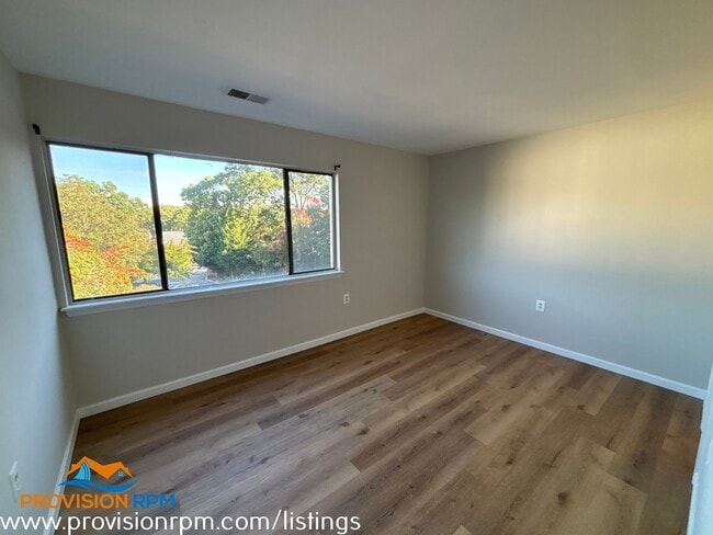 Building Photo - 611 Oakland Hills Ct