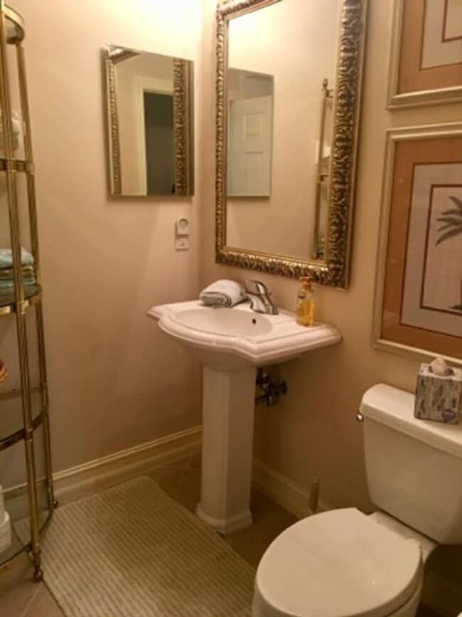 Building Photo - Rialto