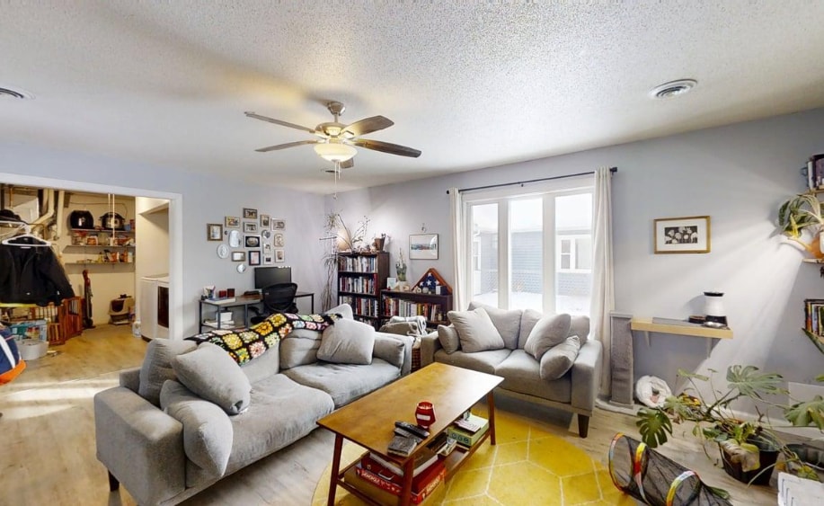 Living Space 1 off of side entrance - 1101 S Cottage Grove Ave