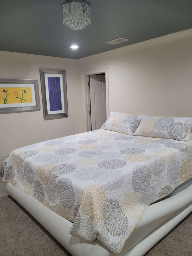 Building Photo - Experience Luxurious Living: Spacious 3-Bedroom Home with Golf Course views on Pebble Beach Drive!