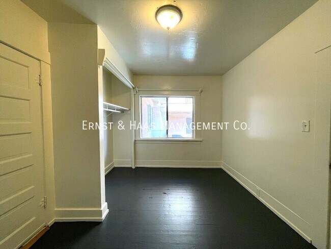 Building Photo - 1551 Pine Ave