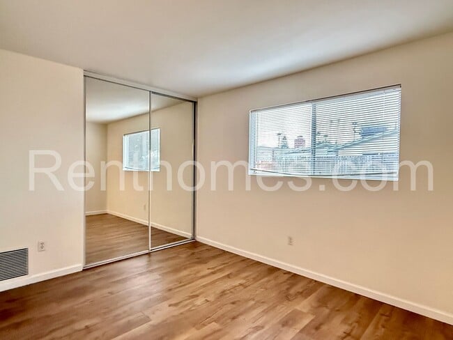 Building Photo - 5511 Chandler Dr