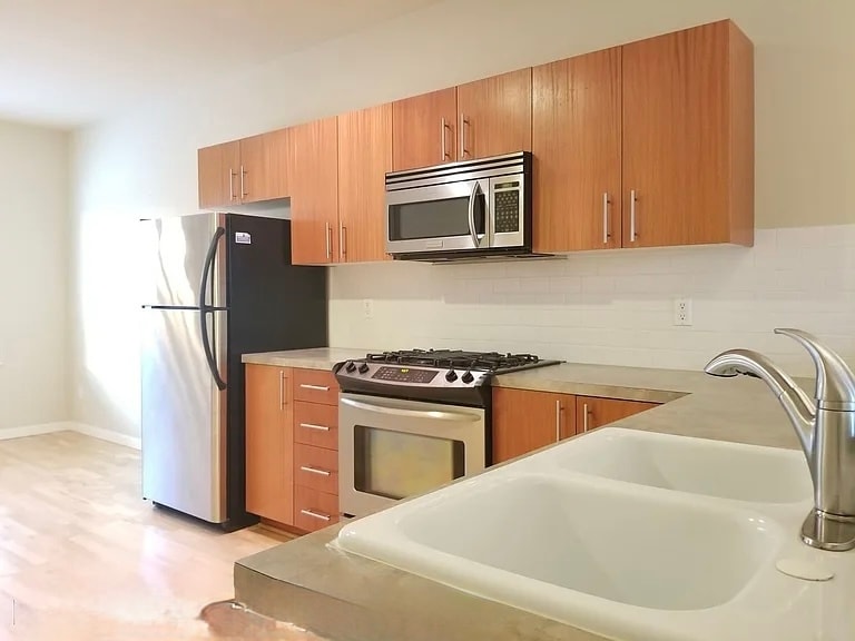 Building Photo - 16715 SW Baseline Rd