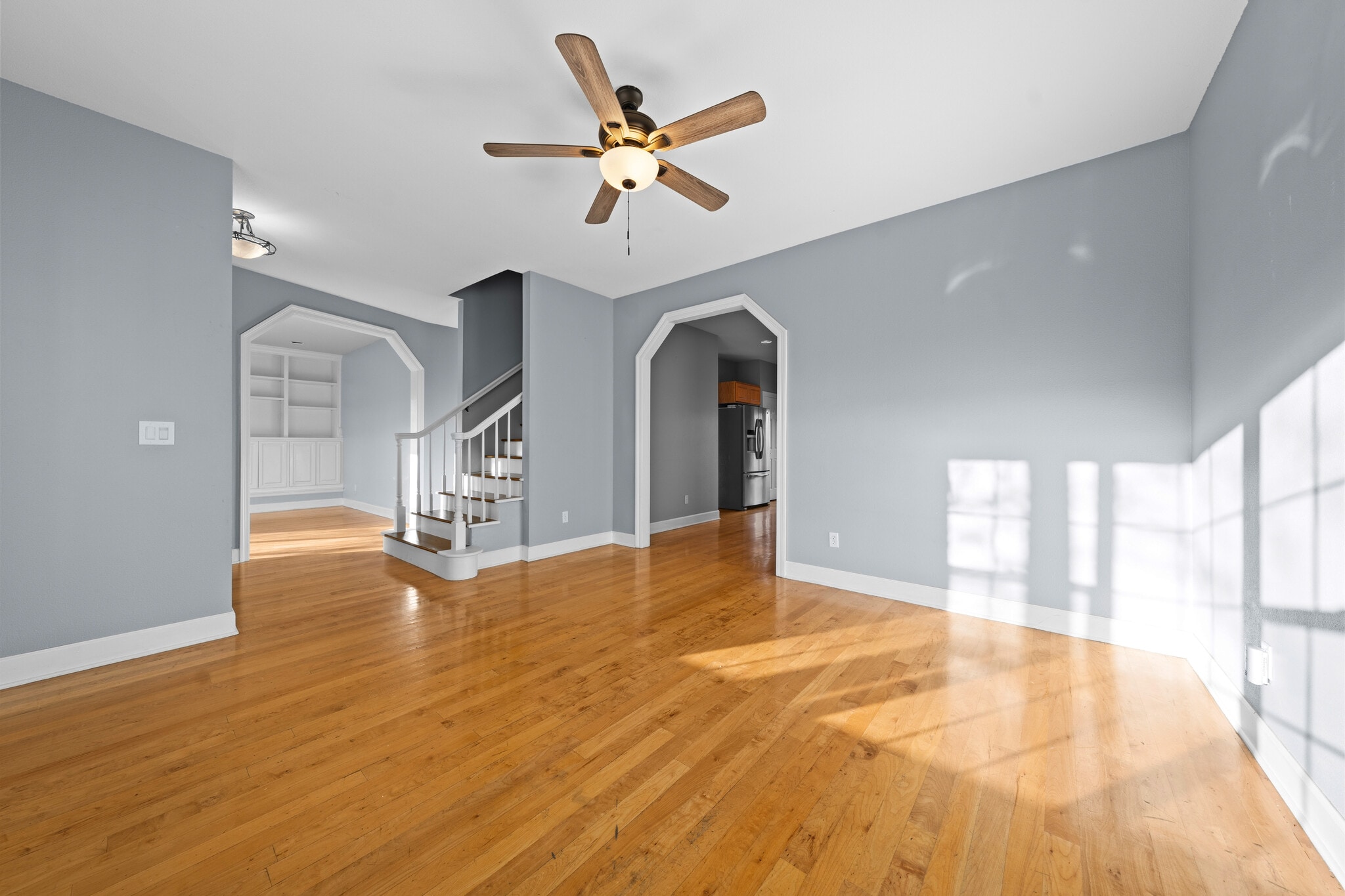 Building Photo - 2275 NE Nuttail Ct