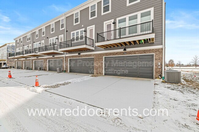Building Photo - 7314 W County Rd 600 N