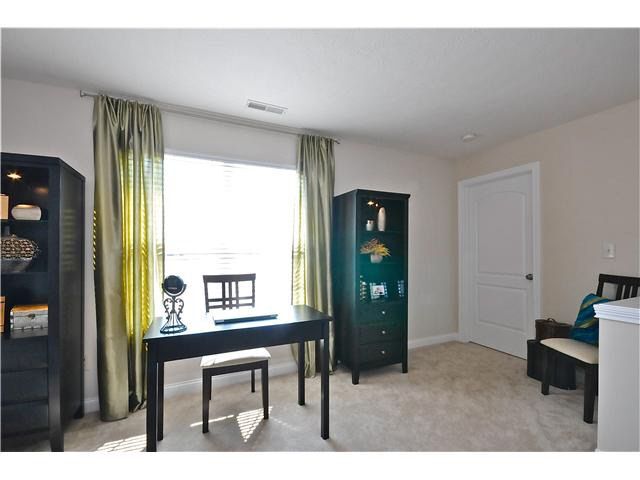 Building Photo - 4041 Bullfinch Way