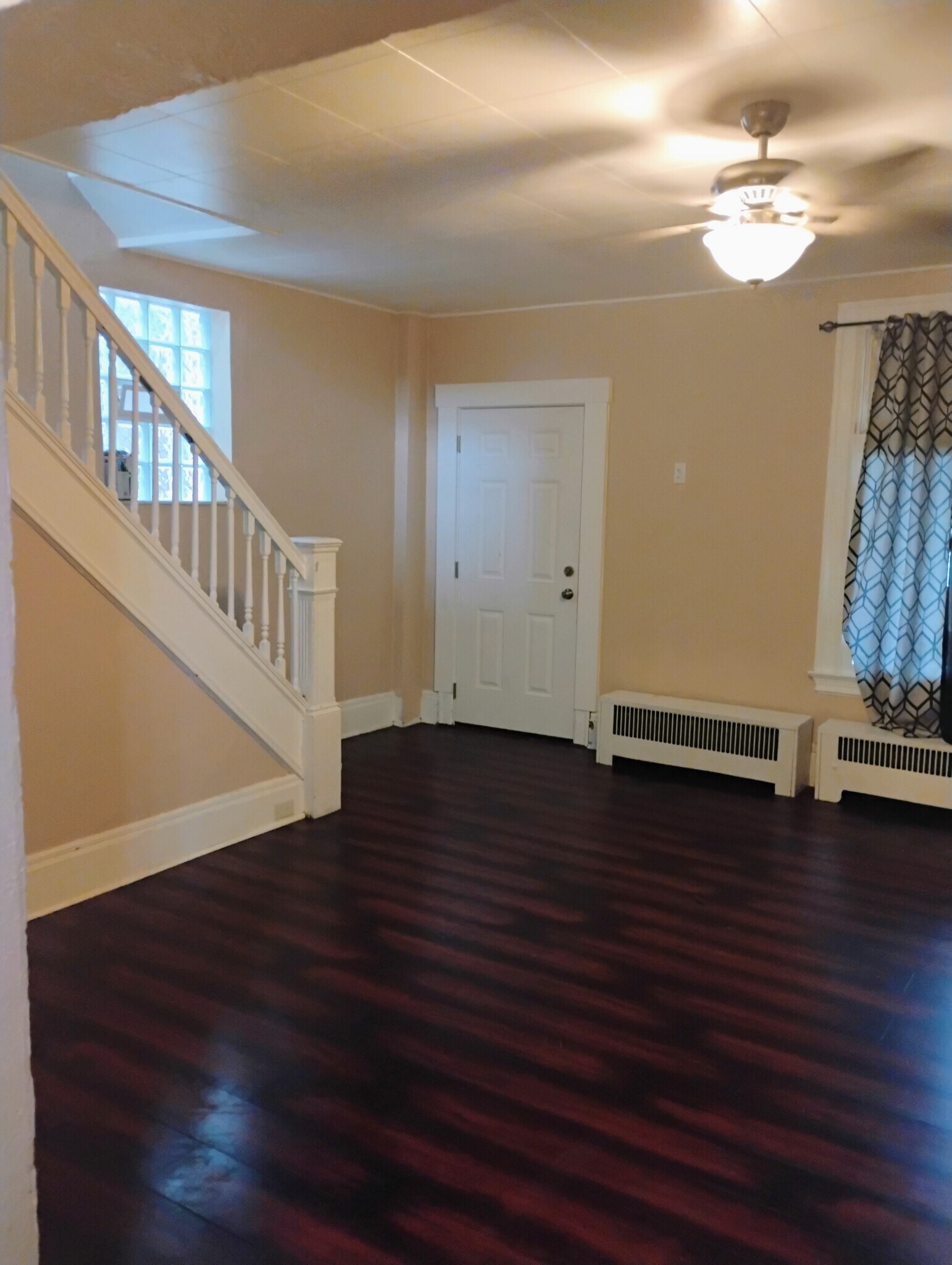 Living room - 7323 Denniston Ave