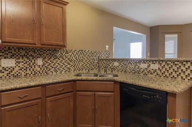 Building Photo - 5500 Leather Dr