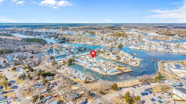 Building Photo - 804 Harbor Rd