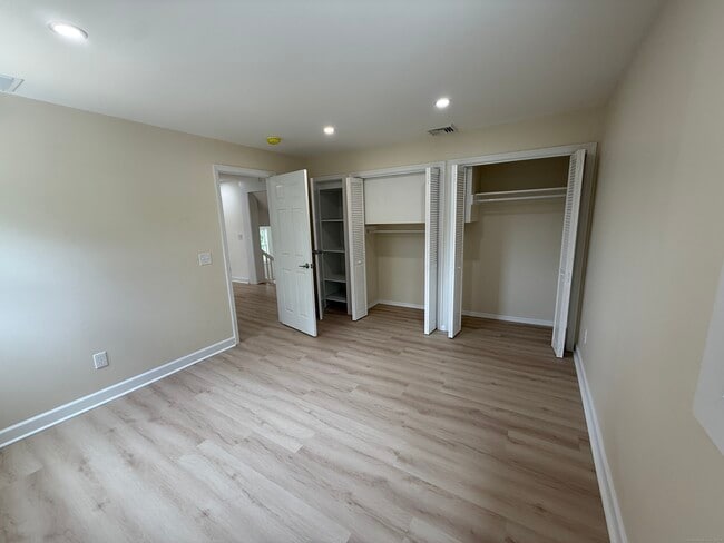 Building Photo - 181-137 CT-37