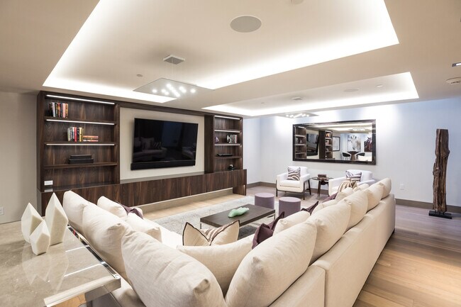 Building Photo - 126 Juan St