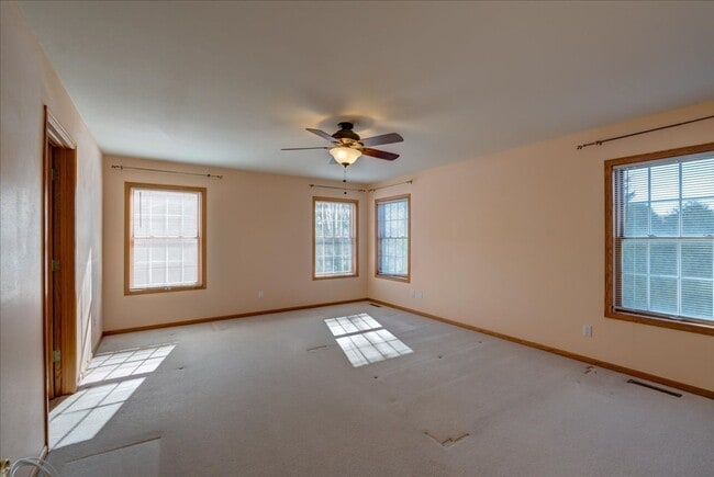 Building Photo - 7033 Rockstream Dr