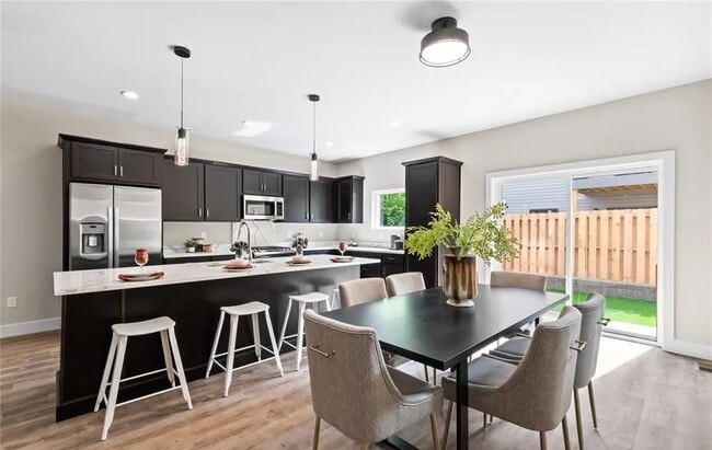 Building Photo - 2732 59th St