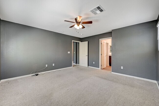 Building Photo - 2021 TOWNHOME IN GATED COMMUNITY N LAS VEGAS