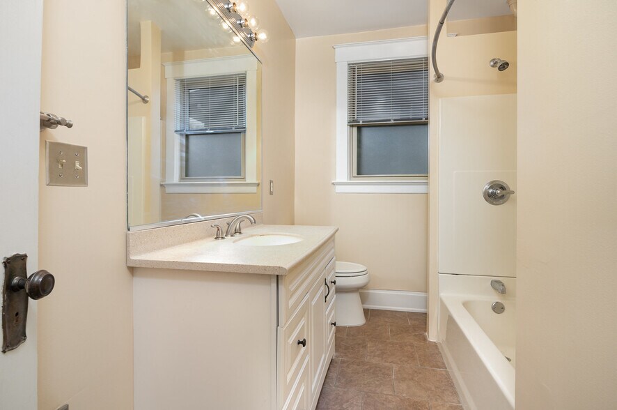 Full Bath & Large Vanity/Mirror - 5248 Montgomery Rd