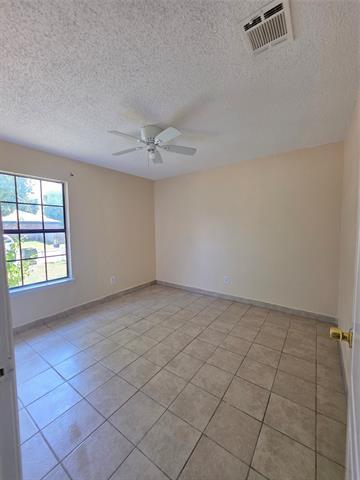 Building Photo - 6408 Elmview Dr