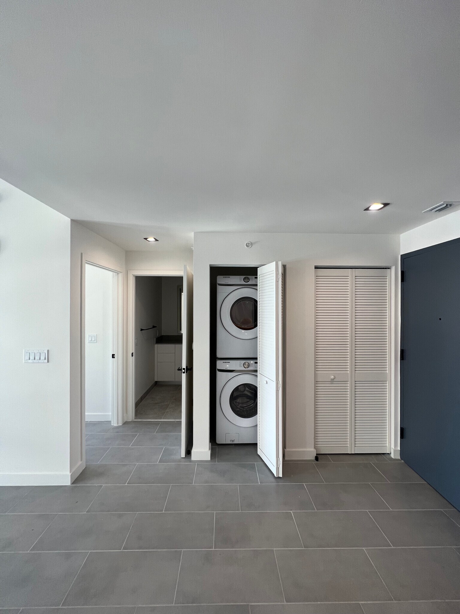 Building Photo - 108 NW 27th St