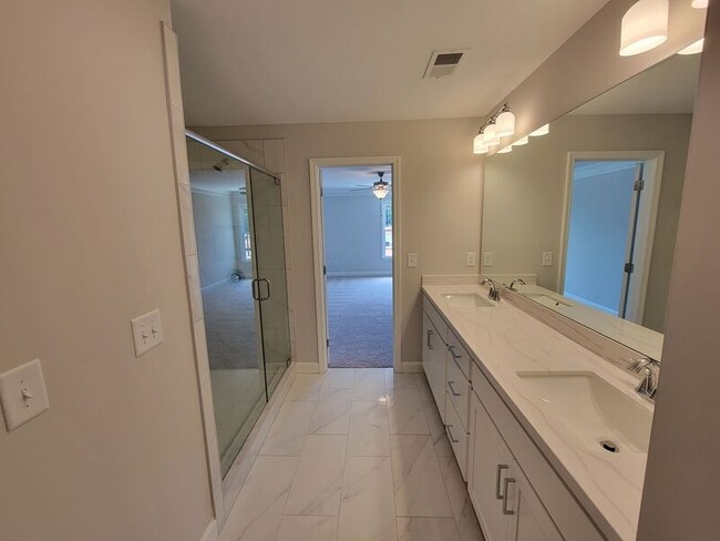 Building Photo - 2130 Cosette Ln