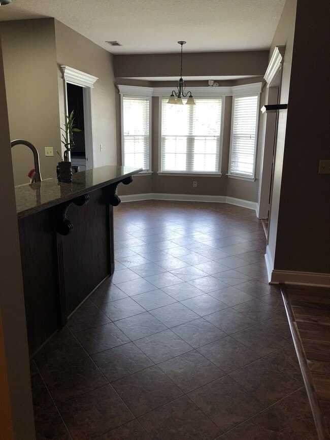 Building Photo - Spacious and Charming 3-Bedroom Home - Ludowici, GA