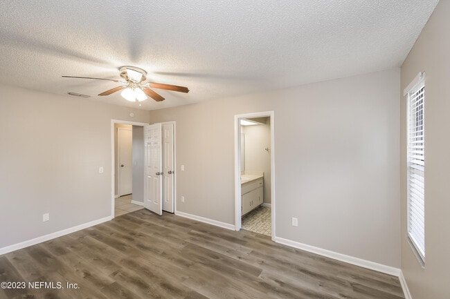 Building Photo - 11023 Poppins Ct