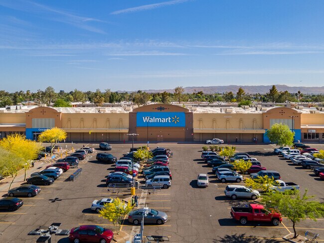 Building Photo - 3Bed/2Bath House at 83rd Ave/Camelback! JO...