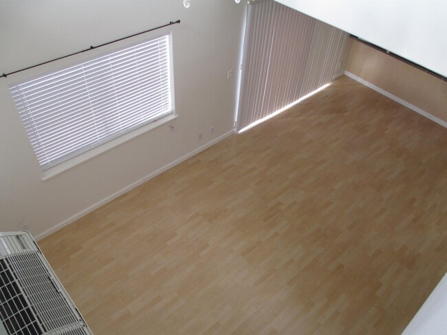 Building Photo - 95-1007-1007 Puuanu St