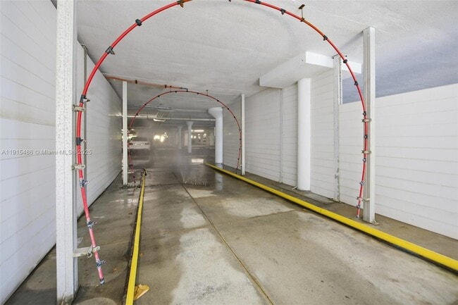 Building Photo - 3546 S Ocean Blvd