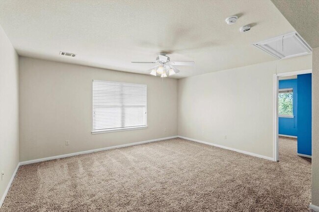 Building Photo - 3112 Burks Ln