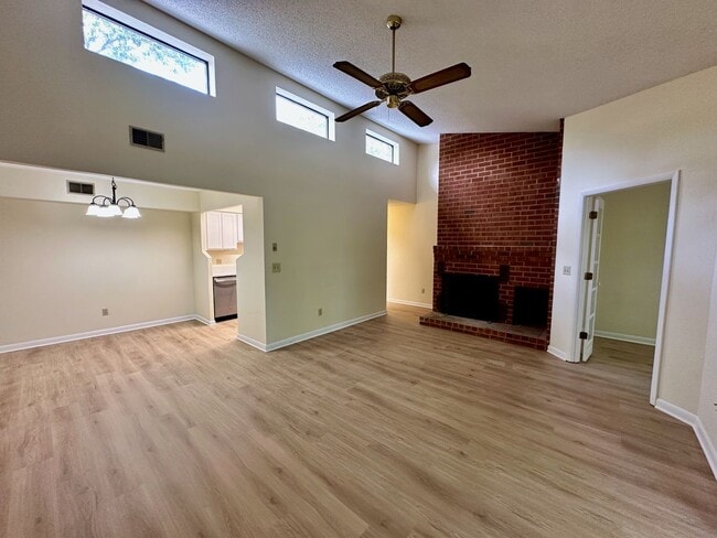 Building Photo - 103 Turtle Creek Rd