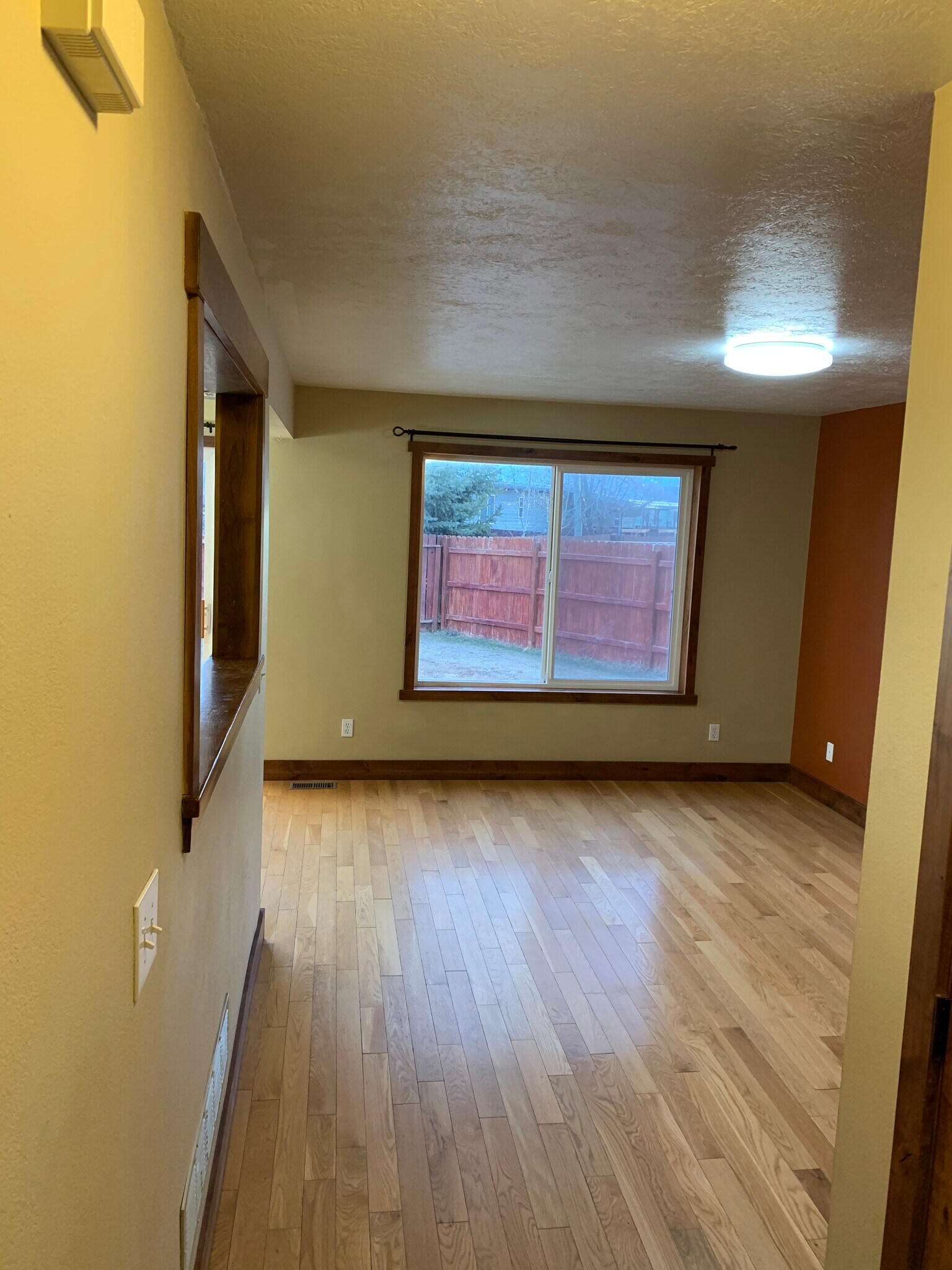 Building Photo - 92 13th St