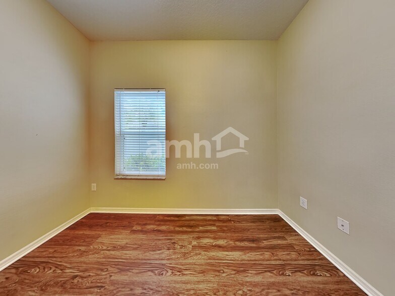 Building Photo - 17004 Falconridge Rd
