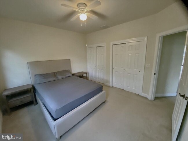 Building Photo - 4204 Lexington Ct