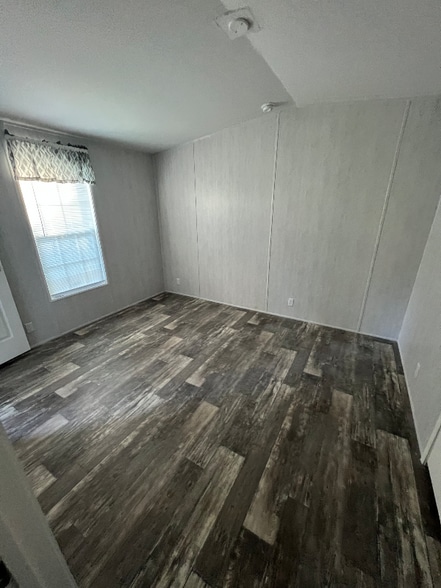 Building Photo - 5330 SE 35th Ct