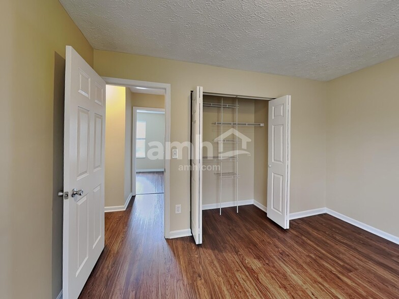 Building Photo - 556 Grouse Ct