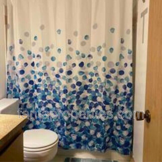 Building Photo - 1312 6th Ave N