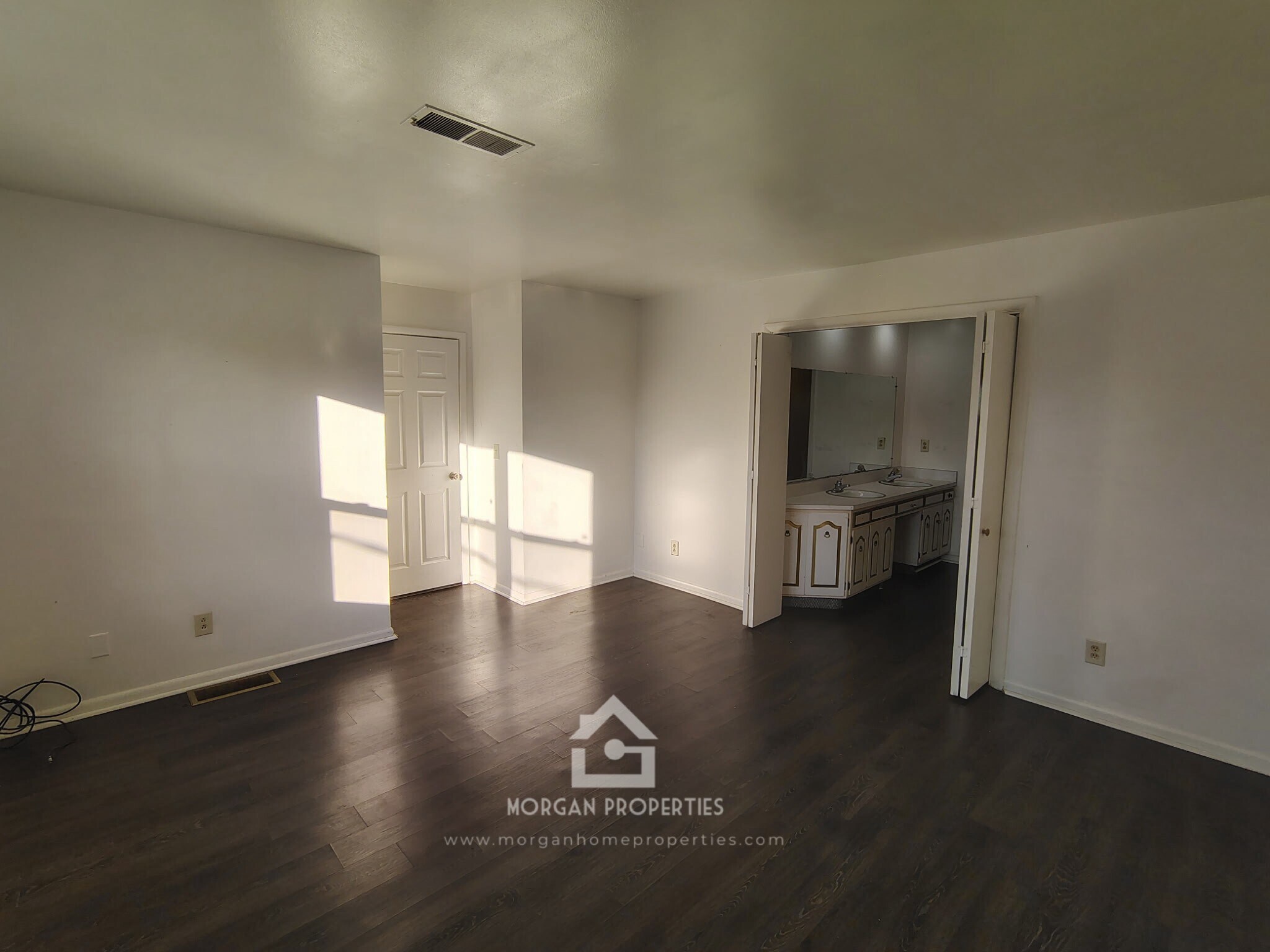 Building Photo - 2331 Broadway St