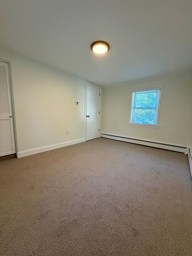 Building Photo - 1014 Trewellyn Ave