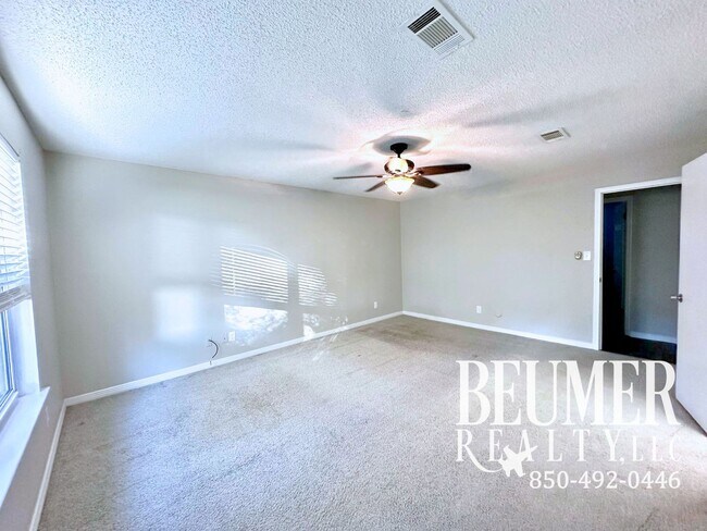 Building Photo - Charming Corner Haven 4BR/3BA Brick Home for Rent