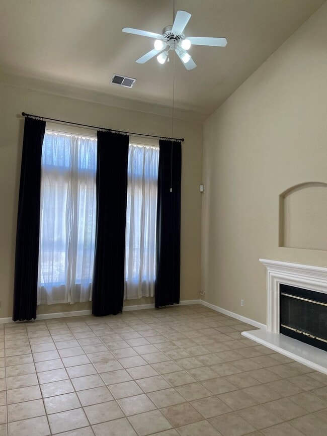 Building Photo - NICE TWO STORY IN WEST ROSEVILLE NEAR SCHO...