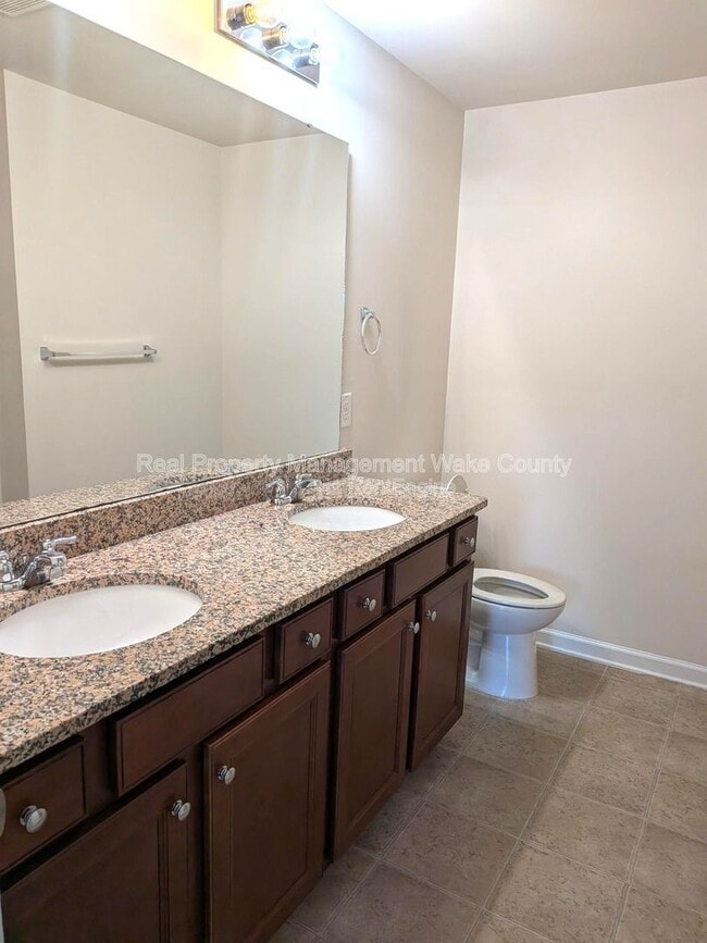 Building Photo - 205 Olivet Loop