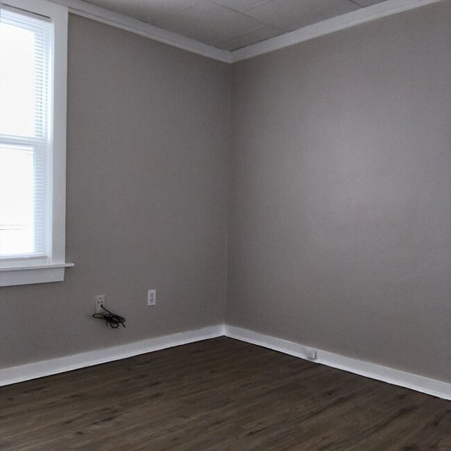 Building Photo - 44 Winter St