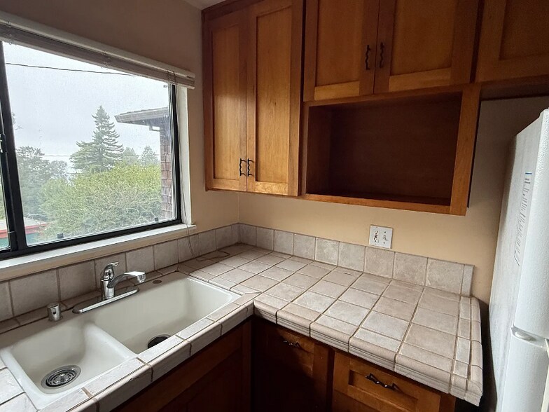 Building Photo - 1375 Grizzly Peak Blvd