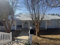 Building Photo - 4379 Dial St